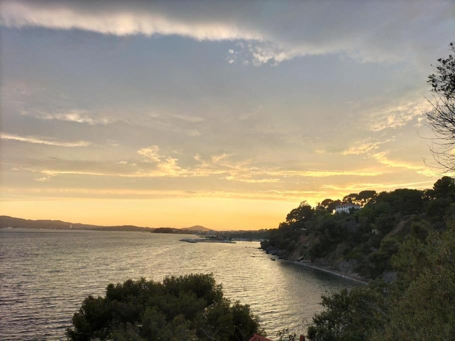 Appartement Agreable Pres De La Mer ! Toulon Exterior photo