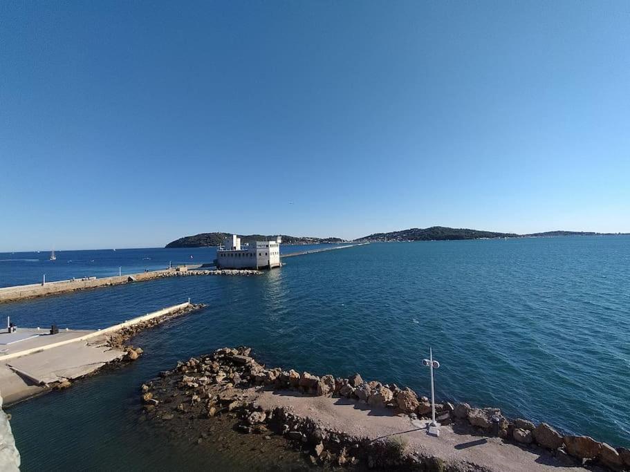 Appartement Agreable Pres De La Mer ! Toulon Exterior photo